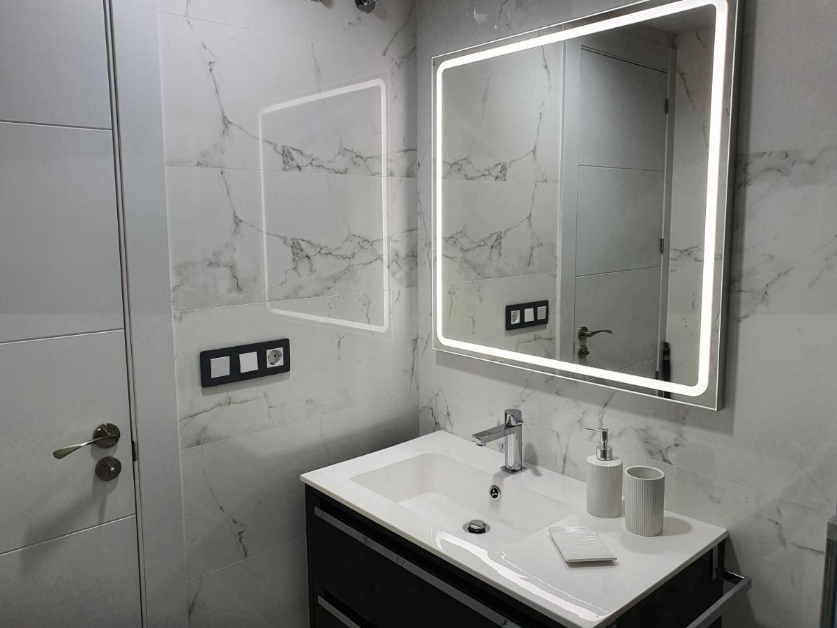 Ordono II Suites Con Aire Acondicionado Y Wifi León Zewnętrze zdjęcie